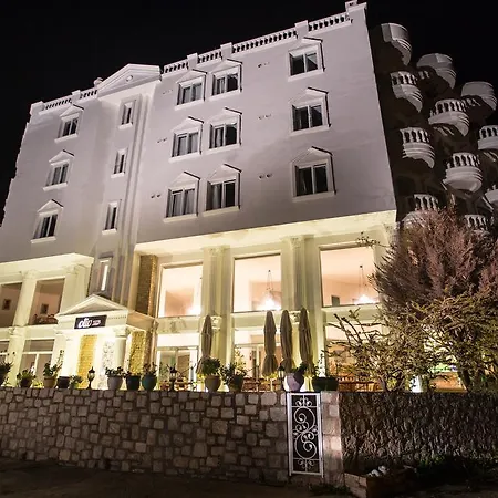 住宿加早餐酒店 Olimpos 4*