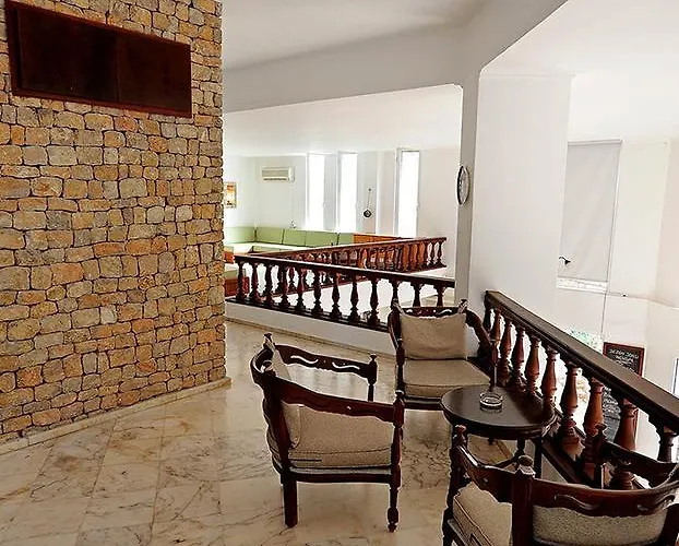 Alojamento de Acomodação e Pequeno-almoço Olimpos